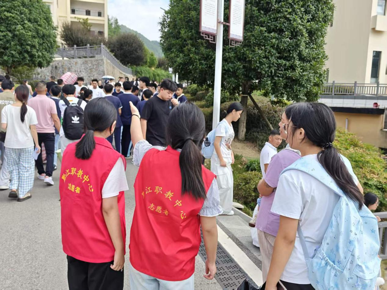 图片2 图片2