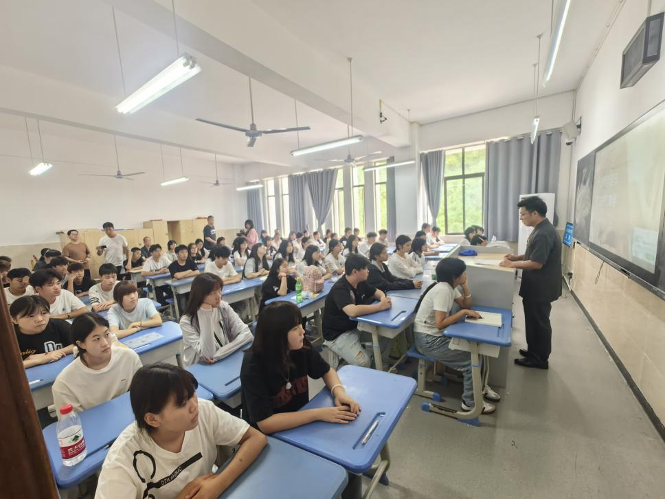 图片2 图片2