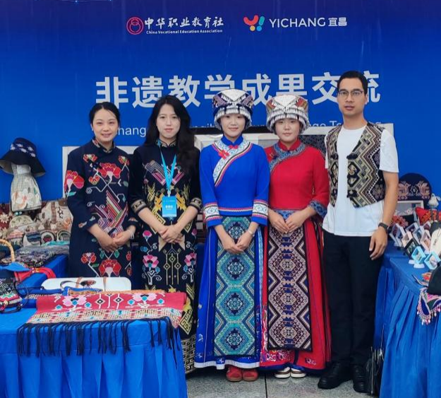 图片4 图片4