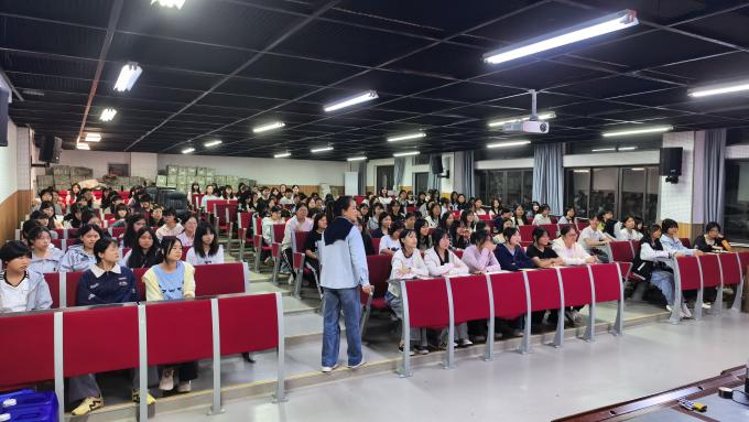 图片9 图片9